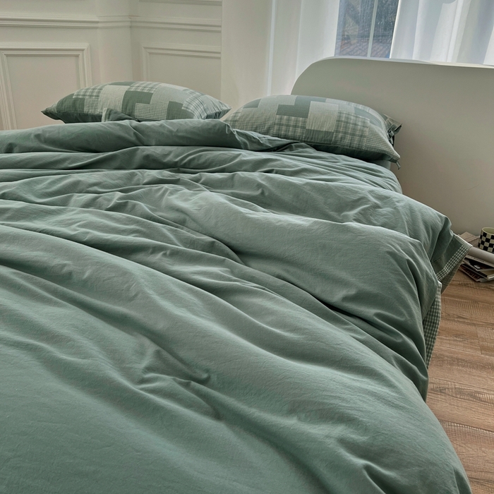 91家纺网 家纺一手货源 找家纺 安莱生活 2023简约拼布田园拼边四件套图1 拼布田园-灰绿