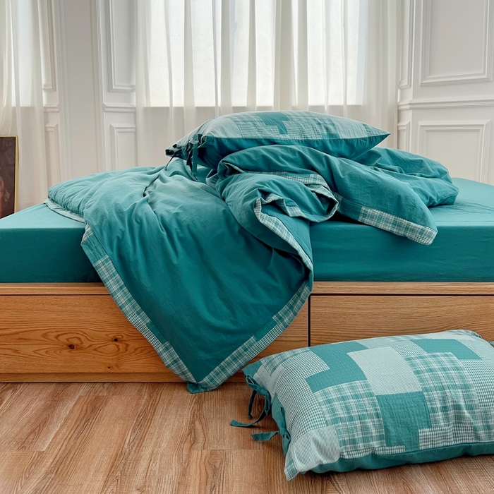 91家纺网 家纺一手货源 找家纺 安莱生活 2023简约拼布田园拼边四件套图1 拼布田园-雾蓝