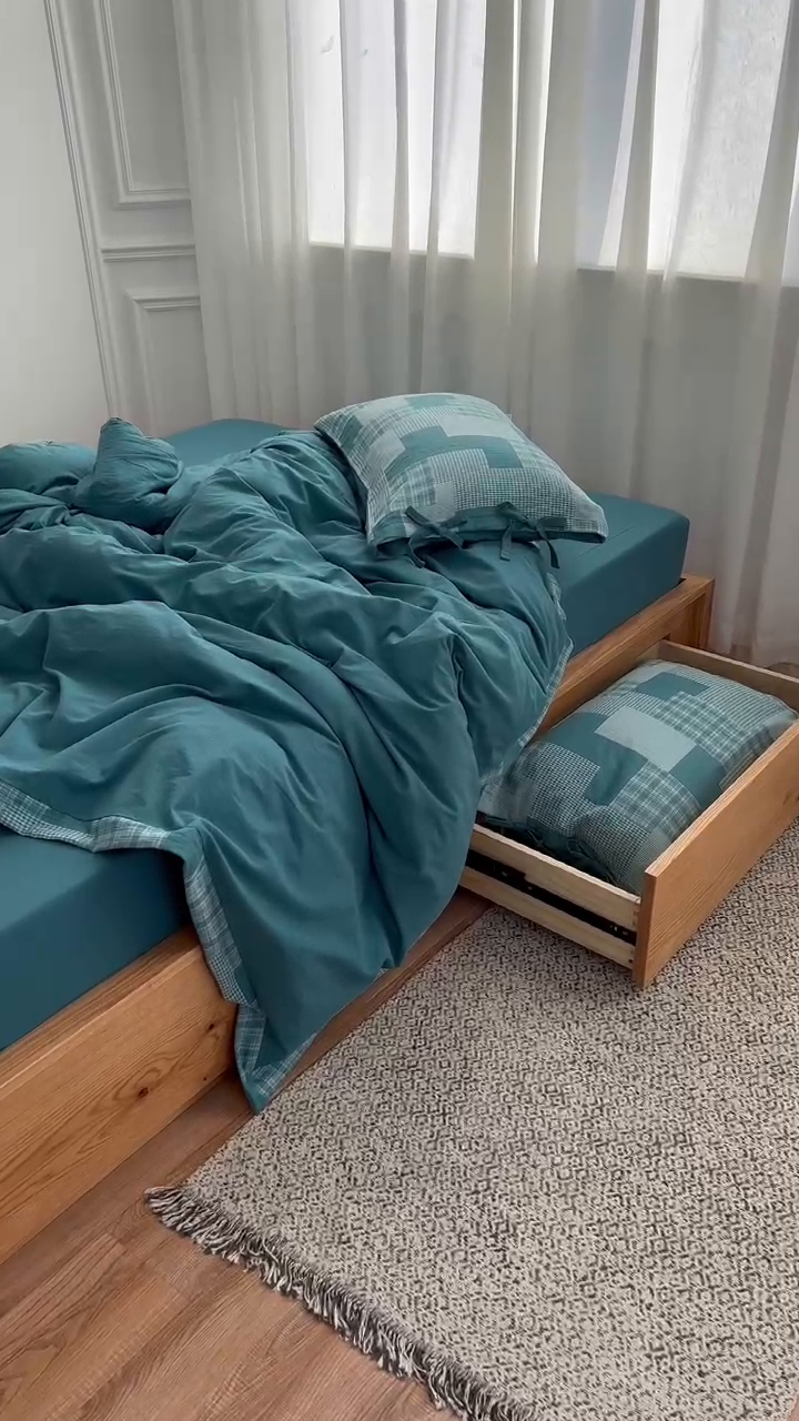 91家纺网 家纺一手货源 找家纺 安莱生活 2023简约拼布田园拼边四件套图1 拼布田园-雾蓝