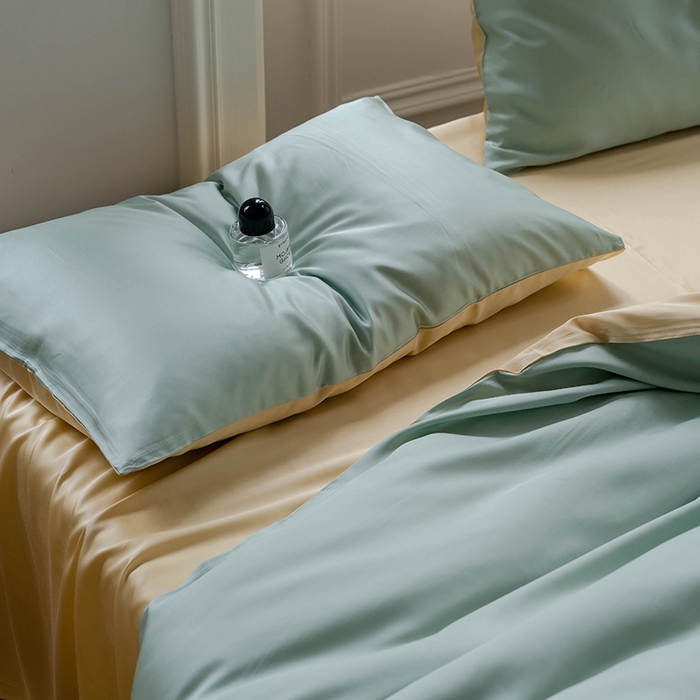 91家纺网 家纺一手货源 找家纺 沐晴家纺 2025新款60兰精天丝简约轻奢纯色四件套 浅艾绿-香槟金