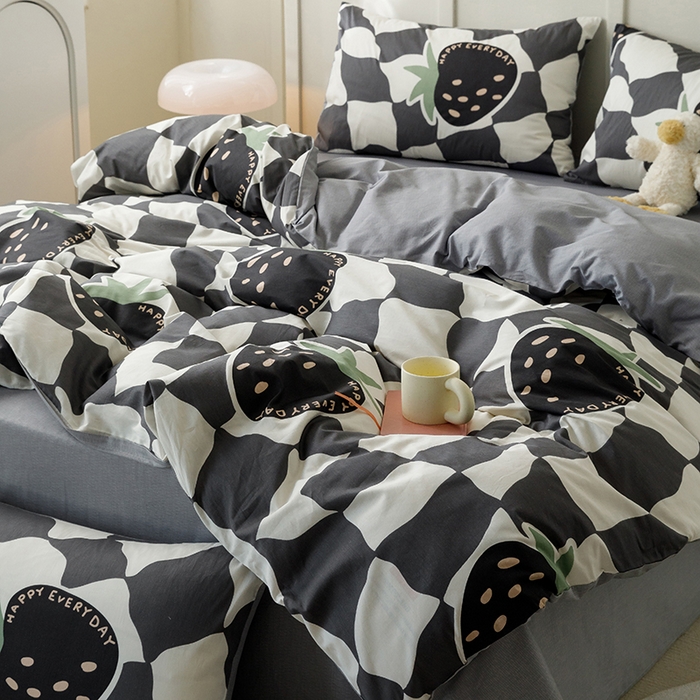 91家纺网 家纺一手货源 找家纺 简宜家居2023新款40支13070全棉四件套--卡通小清新系列 趣莓园