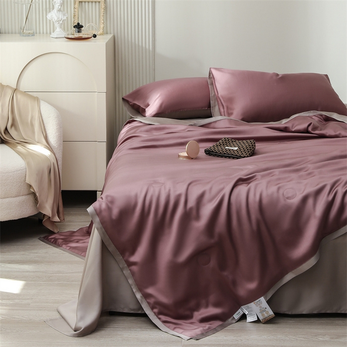 91家纺网 家纺一手货源 找家纺 沐白家居202360S天丝纯色双拼夏被四件套被子被芯 野樱莓-芋泥灰