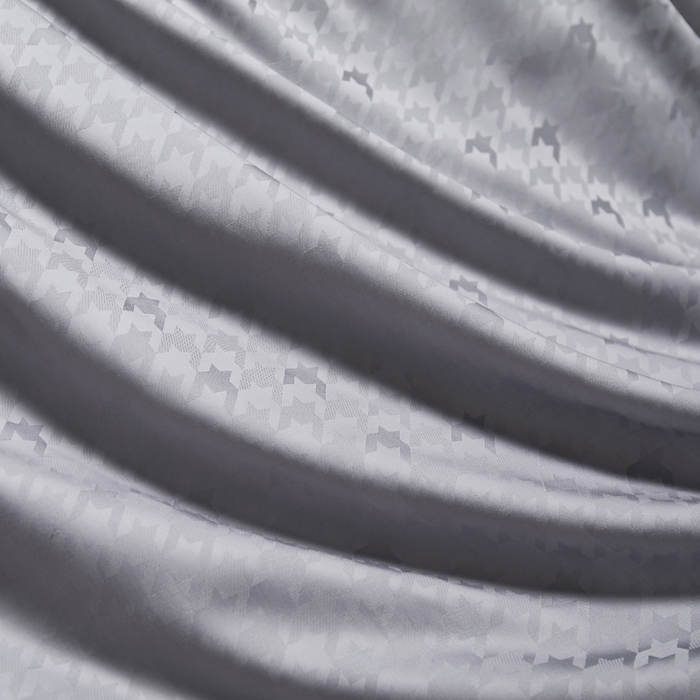 91家纺网 家纺一手货源 找家纺 总 榻尚家居 2023新款奥地利天丝镂空四件套-千鸟格约定