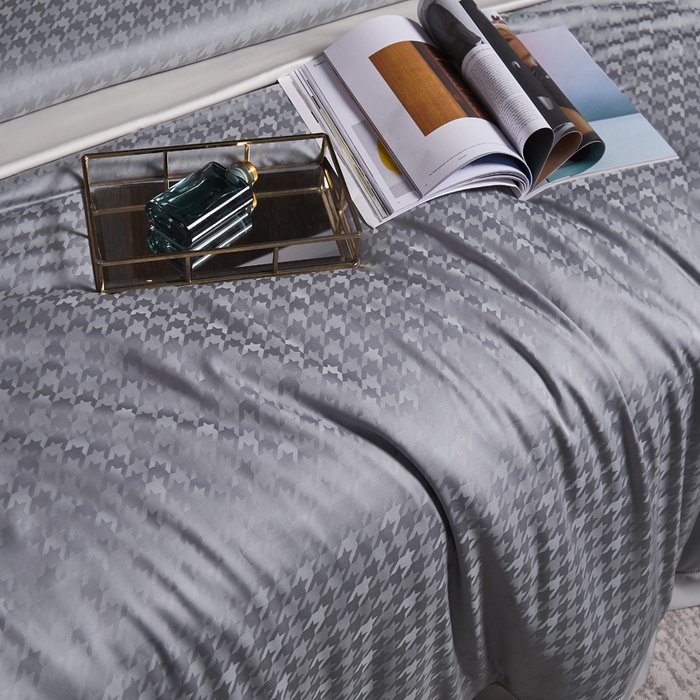 91家纺网 家纺一手货源 找家纺 榻尚家居2023新款奥地利天丝镂空四件套-千鸟格约定格调灰