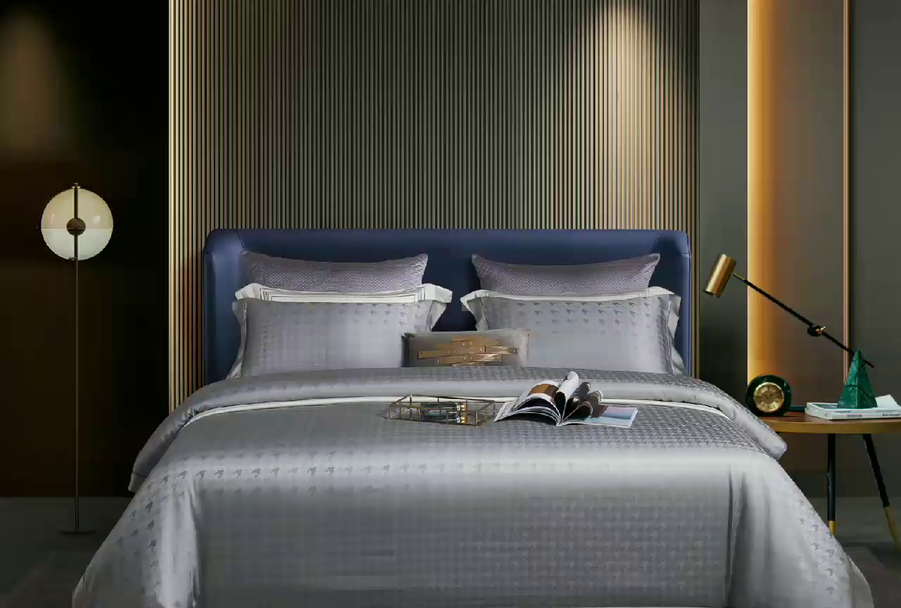 91家纺网 家纺一手货源 找家纺 榻尚家居2023新款奥地利天丝镂空四件套-千鸟格约定格调灰