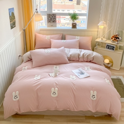 91家纺网 家纺一手货源 找家纺 （总）红嘴企鹅 2025新款毛巾绣水洗棉四件套