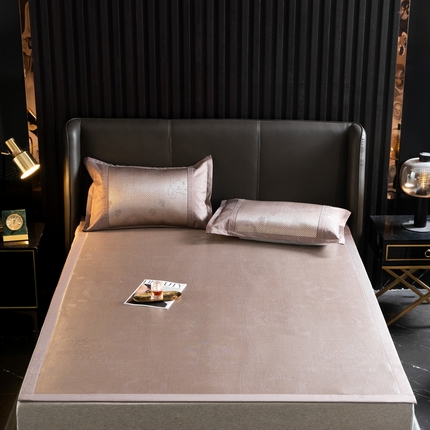 91家纺网 家纺一手货源 找家纺 宜派 2023新款碳光冰藤席三件套 花卉槟