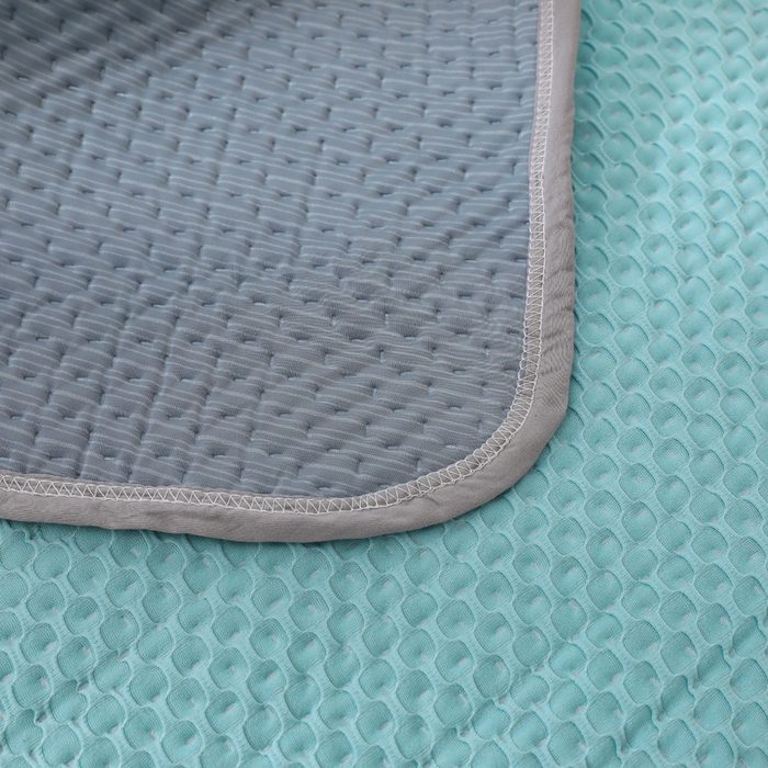 91家纺网 家纺一手货源 找家纺 琪琪阁2023新款华夫格针织提花亲肤舒适多功能凉感夏被 湖蓝