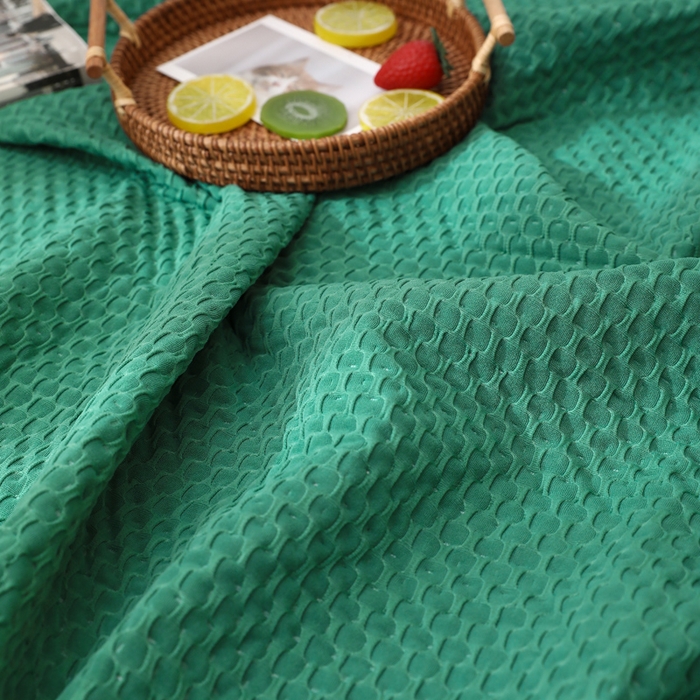 91家纺网 家纺一手货源 找家纺 琪琪阁2023新款华夫格针织提花亲肤舒适多功能凉感夏被 牛油果绿