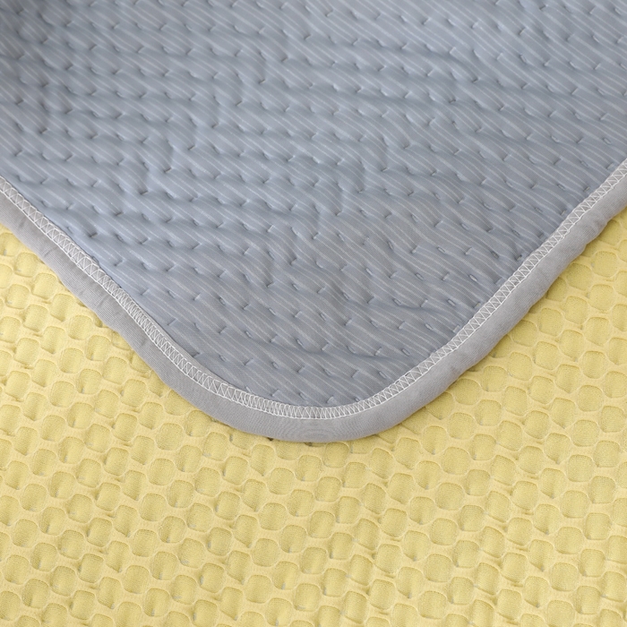 91家纺网 家纺一手货源 找家纺 琪琪阁2023新款华夫格针织提花亲肤舒适多功能凉感夏被 柠檬黄