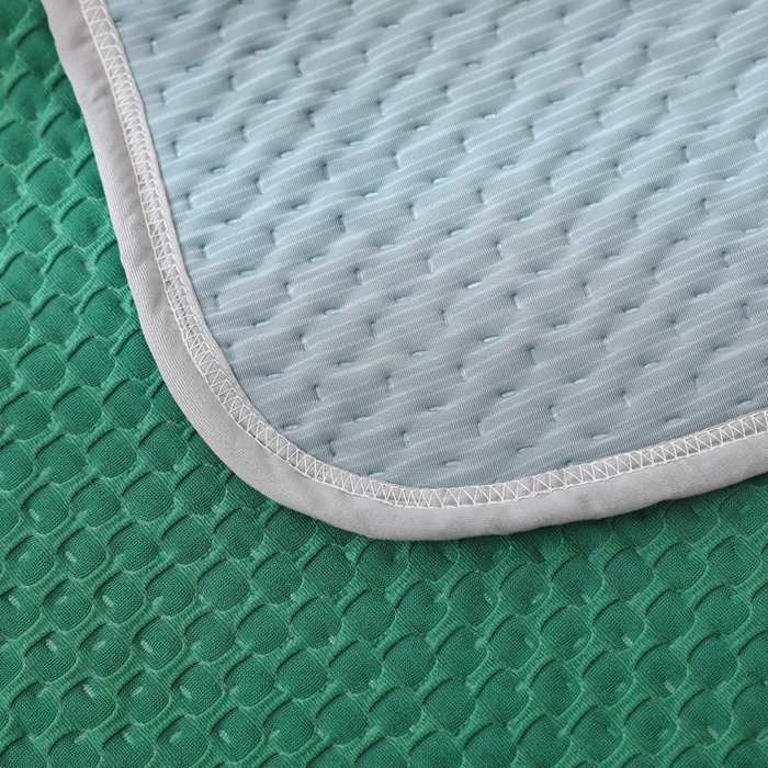 91家纺网 家纺一手货源 找家纺 琪琪阁2023新款华夫格针织提花亲肤舒适多功能凉感夏被 牛油果绿