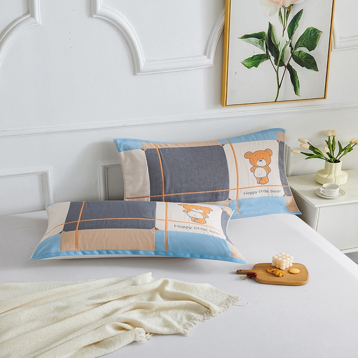 91家纺网 家纺一手货源 找家纺 棠薇 2023新款全棉6层纱布枕巾-简约系列 6层 快乐熊蓝53*80cm/对