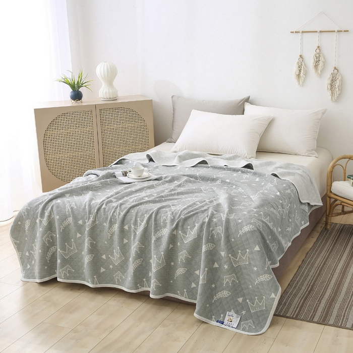 91家纺网 家纺一手货源 找家纺 琪琪阁2023新款提花针织棉夏被盖毯 皇冠-绿