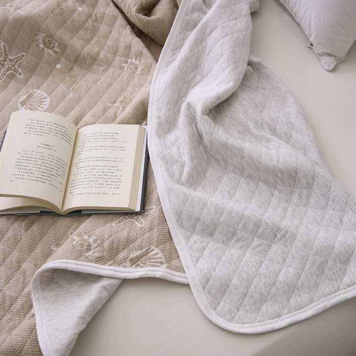 91家纺网 家纺一手货源 找家纺 琪琪阁2023新款提花针织棉夏被盖毯 海星-米驼