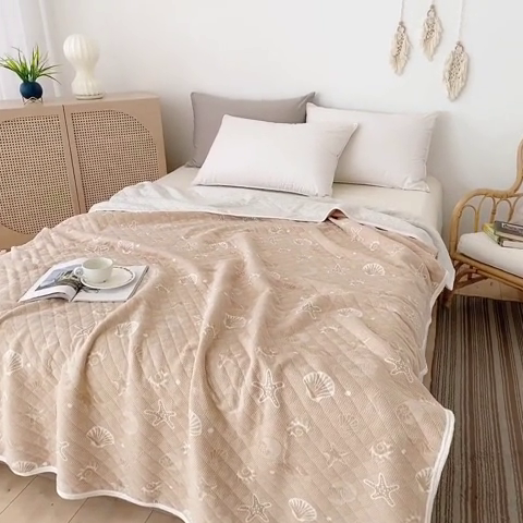 91家纺网 家纺一手货源 找家纺 琪琪阁2023新款提花针织棉夏被盖毯 海星-米驼