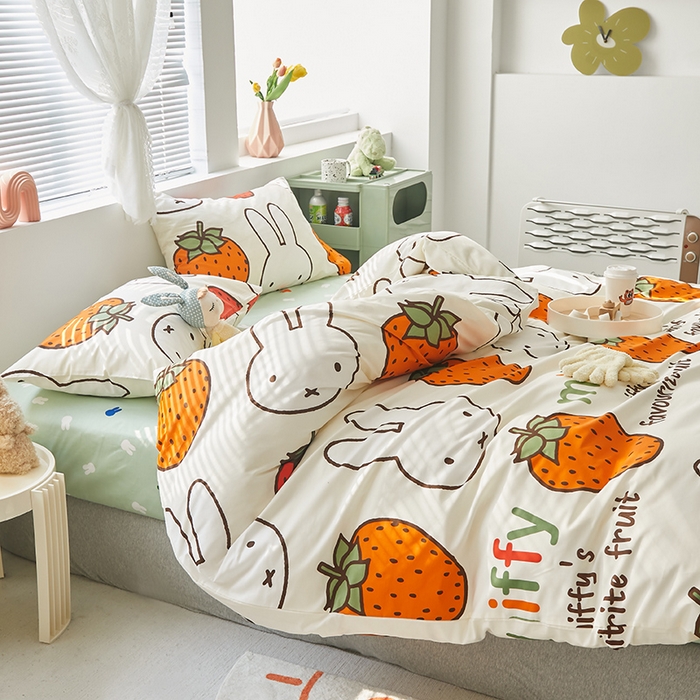 91家纺网 家纺一手货源 找家纺 怡家居  2023新款全棉米菲兔四件套 草莓米菲