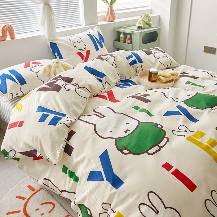 91家纺网 家纺一手货源 找家纺 怡家居  2023新款全棉米菲兔四件套 字母米菲兔