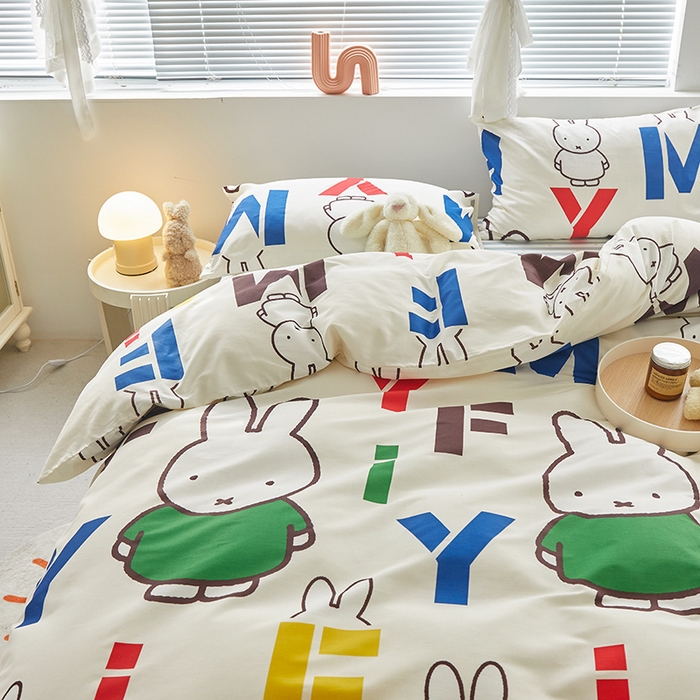 91家纺网 家纺一手货源 找家纺 怡家居  2023新款全棉米菲兔四件套 字母米菲兔