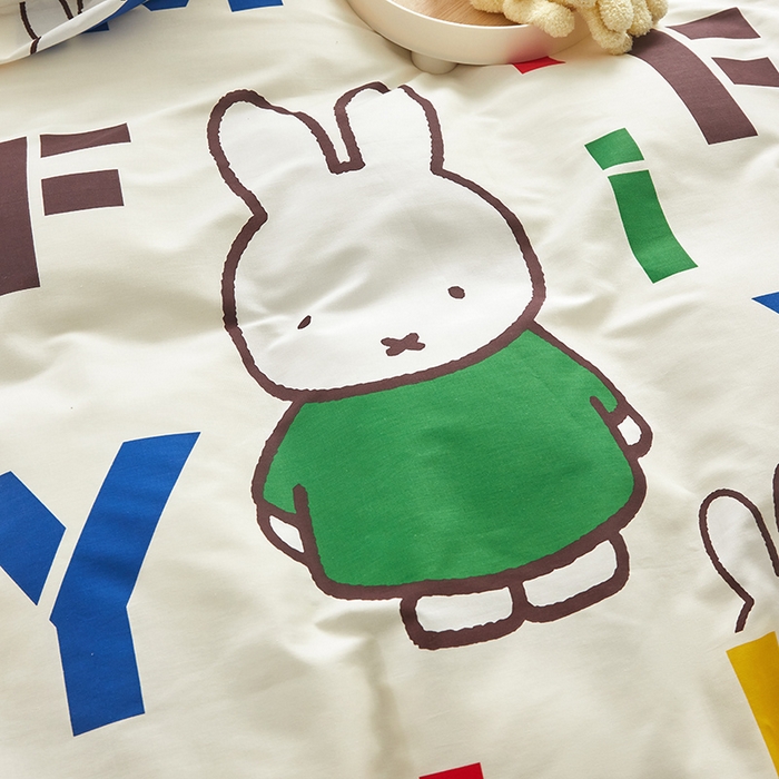 91家纺网 家纺一手货源 找家纺 怡家居  2023新款全棉米菲兔四件套 字母米菲兔