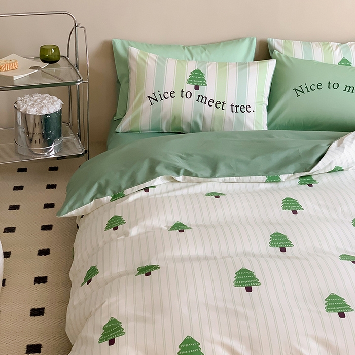 91家纺网 家纺一手货源 找家纺 荣轩 2023新款13372数码印花四件套 圣诞树