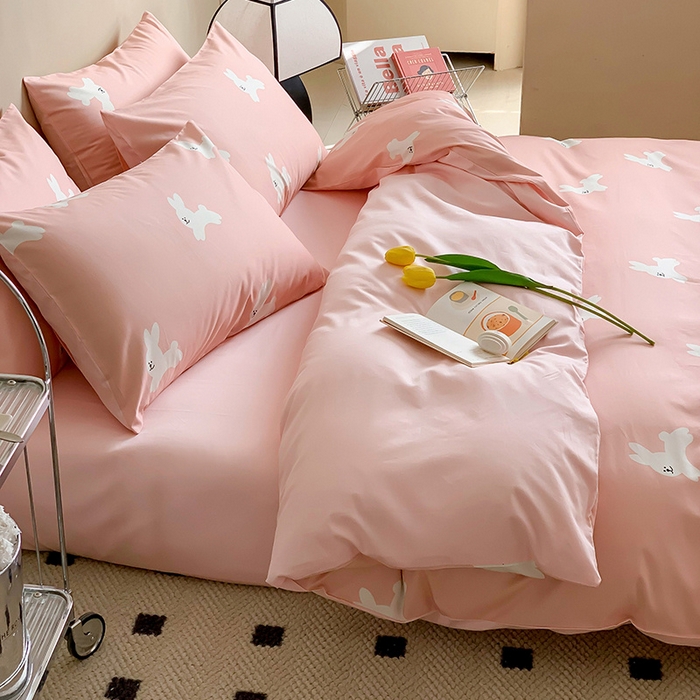 91家纺网 家纺一手货源 找家纺 荣轩 2023新款13372数码印花四件套 郊兔