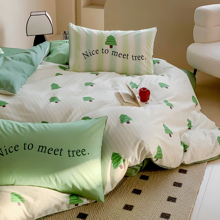 91家纺网 家纺一手货源 找家纺 荣轩 2023新款13372数码印花四件套 圣诞树