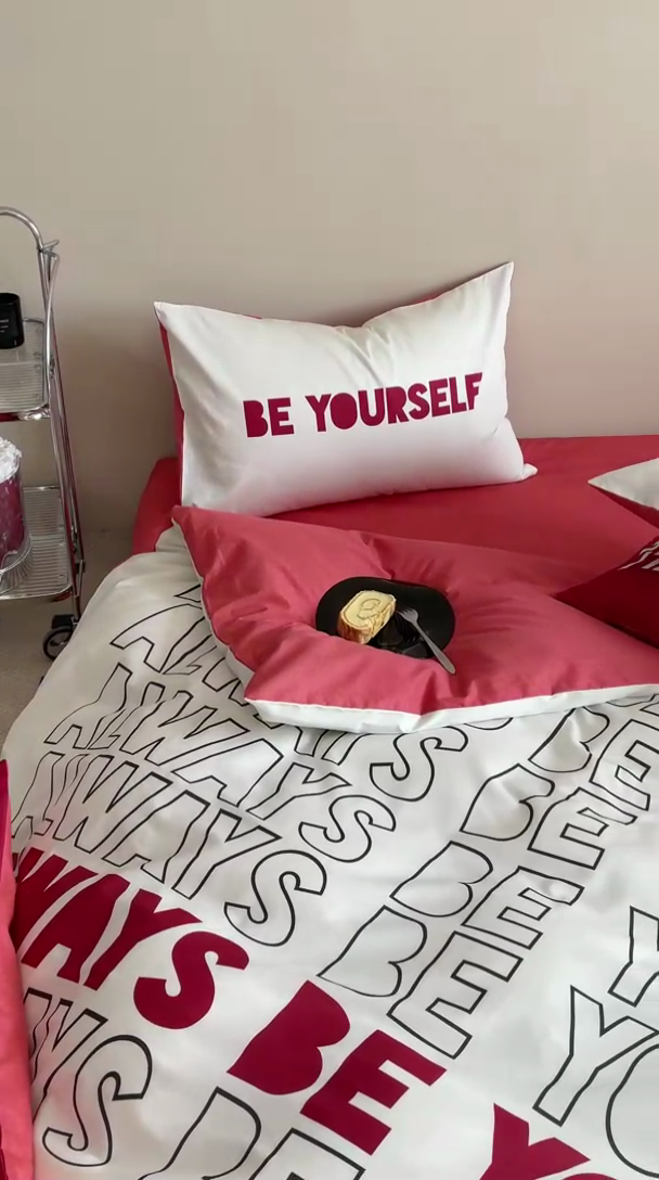 91家纺网 家纺一手货源 找家纺 荣轩 2023新款13372数码印花四件套 小资