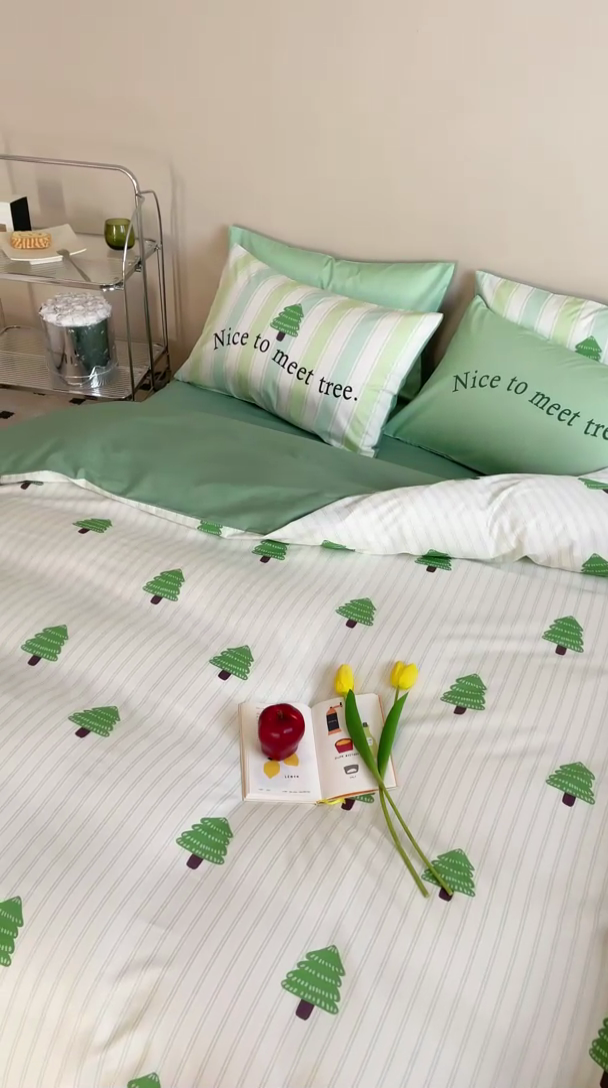 91家纺网 家纺一手货源 找家纺 荣轩 2023新款13372数码印花四件套 圣诞树