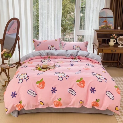 91家纺网 家纺一手货源 找家纺 玖琳家纺 2023新款40s贡缎纯棉13372四件套 兔兔宝贝 粉