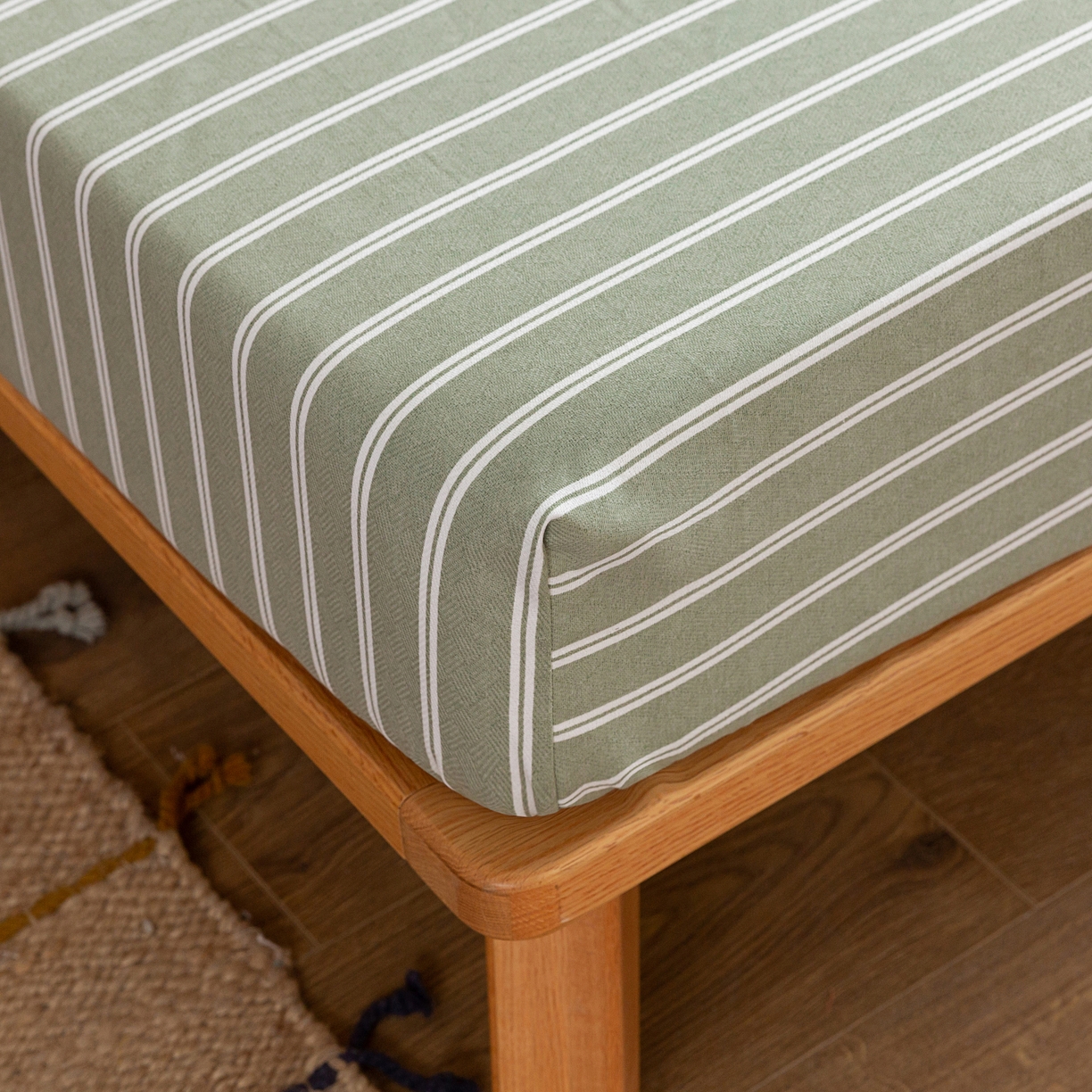 91家纺网 家纺一手货源 找家纺 棉乐町家居2025新款老粗布床笠 鸿雁