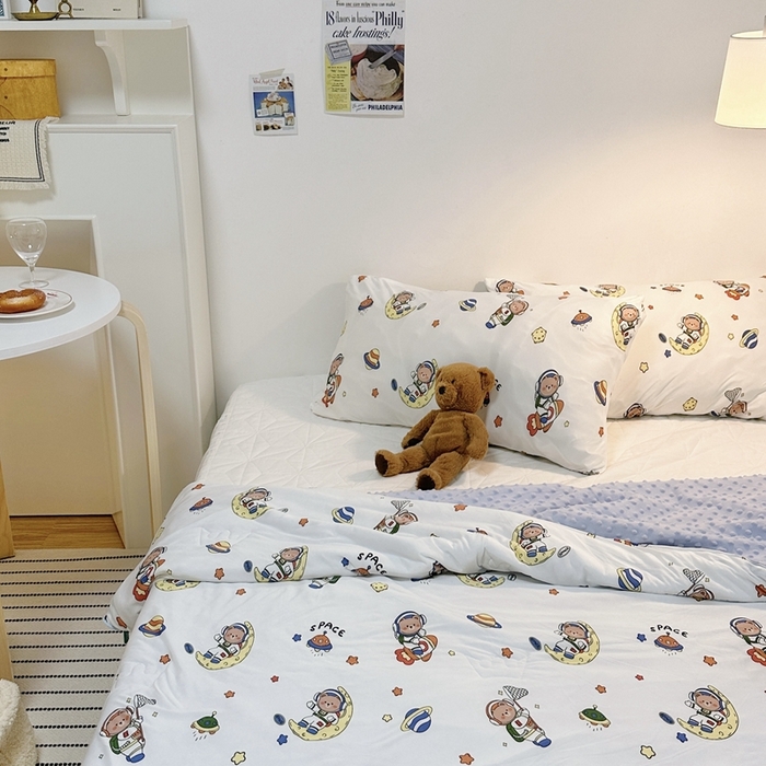 91家纺网 家纺一手货源 找家纺 有货2023爆款春夏夏凉被小清新春秋被卡通针织棉豆豆被 太空熊