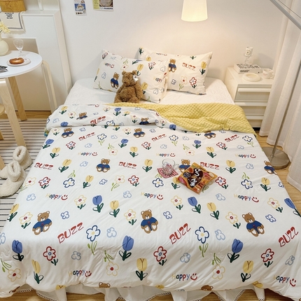 91家纺网 家纺一手货源 找家纺 有货2023爆款春夏夏凉被小清新春秋被卡通针织棉豆豆被 快乐熊