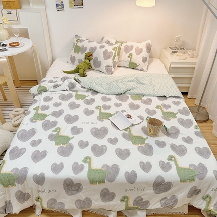 91家纺网 家纺一手货源 找家纺 有货2023爆款春夏夏凉被小清新春秋被卡通针织棉豆豆被 小水怪绿