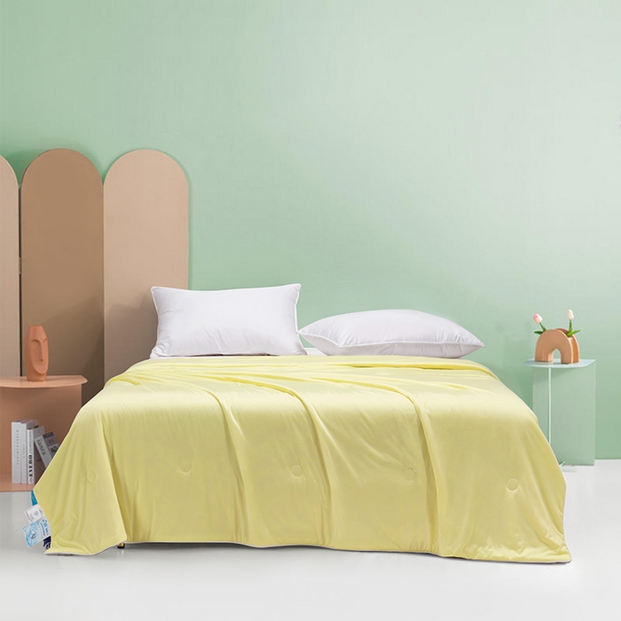 91家纺网 家纺一手货源 找家纺 若未家居 新款100%纯锦纶5A抗菌纤维填充凉皮冰激凌凉感夏被 柠檬黄