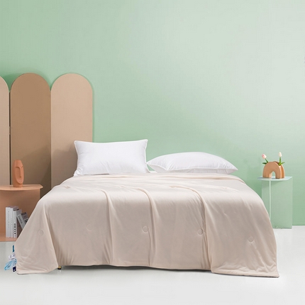 91家纺网 家纺一手货源 找家纺 总若未家居2023新款100%纯锦纶5A抗菌纤维填充凉皮冰激凌凉感夏被