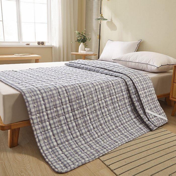 91家纺网 家纺一手货源 找家纺 富威堡 2023新款棉花薄褥子保护垫床垫垫子 紫小格