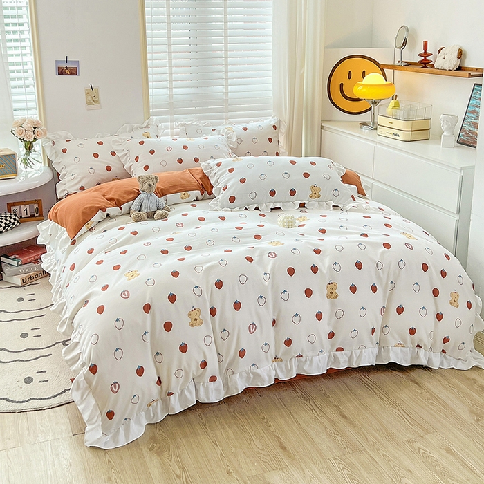 91家纺网 家纺一手货源 找家纺 澳梵 2023新款【怦然心动】系列-水洗棉麻双层纱四件套 草莓熊