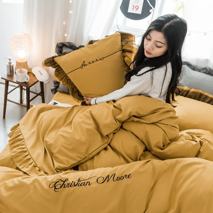 91家纺网 家纺一手货源 找家纺 苏木年华2023新款水洗棉蕾丝刺绣四件套 姜黄