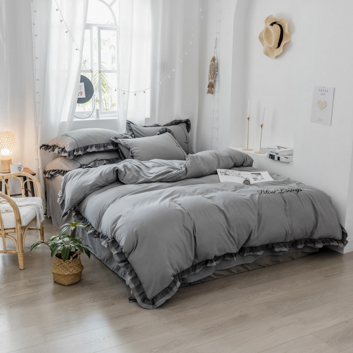 91家纺网 家纺一手货源 找家纺 苏木年华2023新款水洗棉蕾丝刺绣四件套 中灰