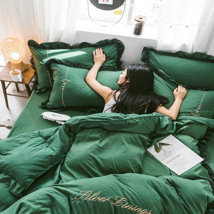 91家纺网 家纺一手货源 找家纺 苏木年华2023新款水洗棉蕾丝刺绣四件套 墨绿