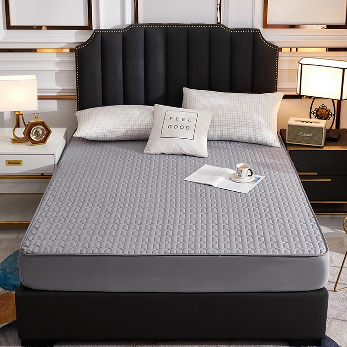 91家纺网 家纺一手货源 找家纺 苏木年华2023新款抗菌加厚防水隔尿夹棉床笠 淡雅灰