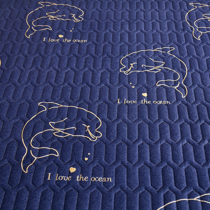 91家纺网 家纺一手货源 找家纺 苏木年华2023新款抗菌加厚防水隔尿夹棉床笠 海豚乐园