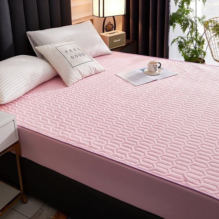 91家纺网 家纺一手货源 找家纺 苏木年华2023新款抗菌加厚防水隔尿夹棉床笠 粉玉