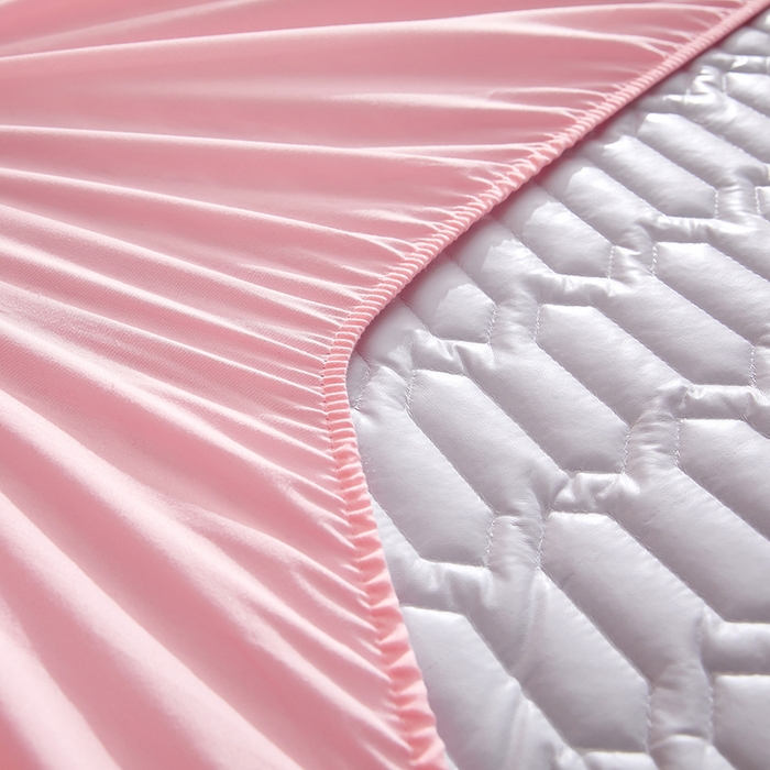 91家纺网 家纺一手货源 找家纺 苏木年华2023新款抗菌加厚防水隔尿夹棉床笠 粉玉