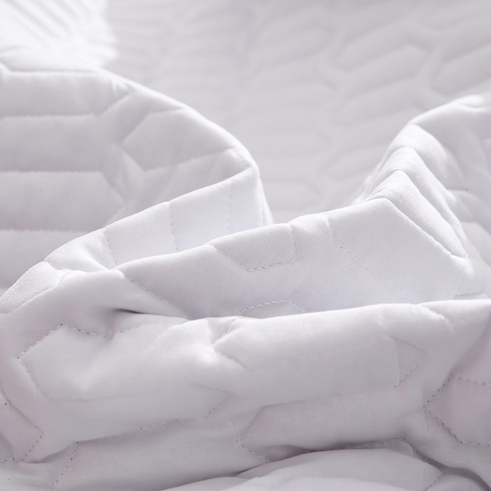 91家纺网 家纺一手货源 找家纺 苏木年华2023新款抗菌加厚防水隔尿夹棉床笠 牛奶白