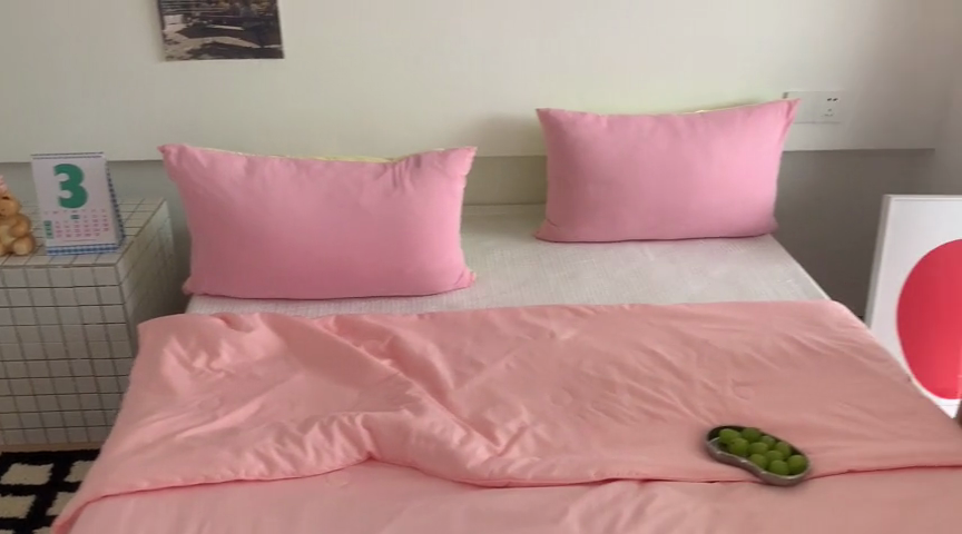 91家纺网 家纺一手货源 找家纺 星期八2023新款水洗棉夏被 粉色