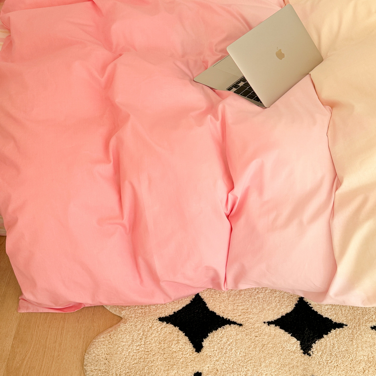 91家纺网 家纺一手货源 找家纺 (总)昔可家纺2023新款全棉ins渐变风简约四件套