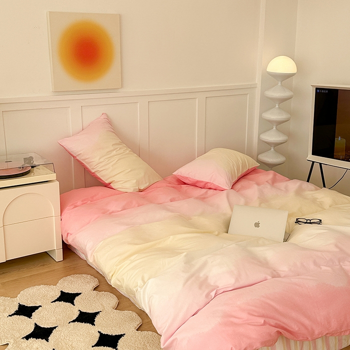 91家纺网 家纺一手货源 找家纺 昔可家纺2023新款全棉ins渐变风简约四件套 粉雾少女