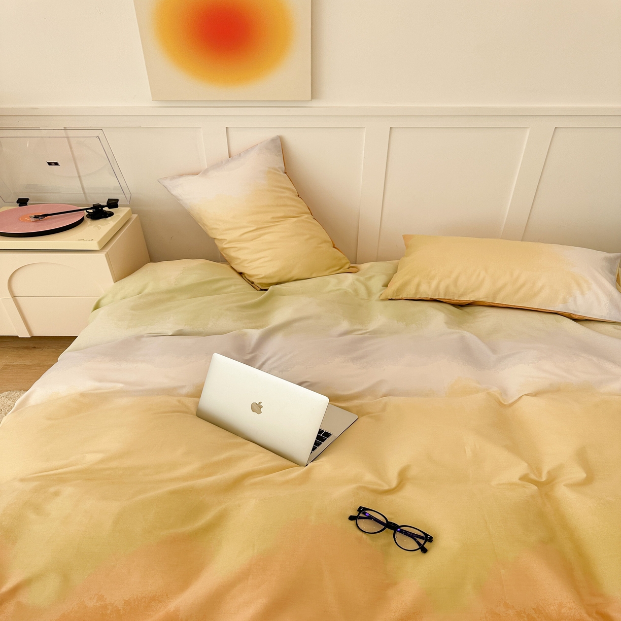 91家纺网 家纺一手货源 找家纺 昔可家纺2023新款全棉ins渐变风简约四件套 落日橘调