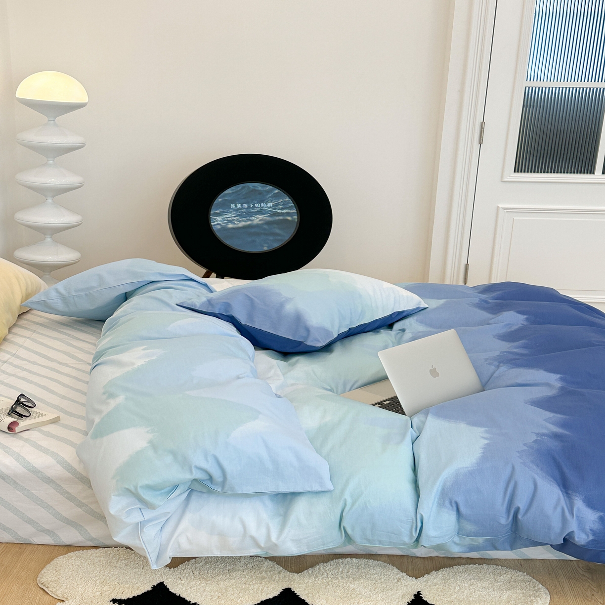 91家纺网 家纺一手货源 找家纺 昔可家纺2023新款全棉ins渐变风简约四件套 那片蓝海